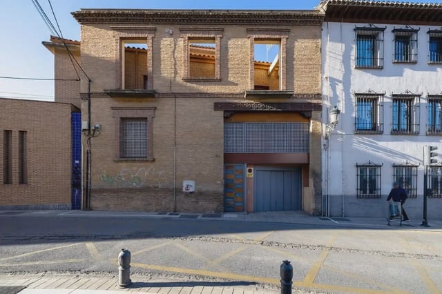 Garage for sale in San Matías - Realejo, Granada city - € 60,000 (Ref: 9837369)