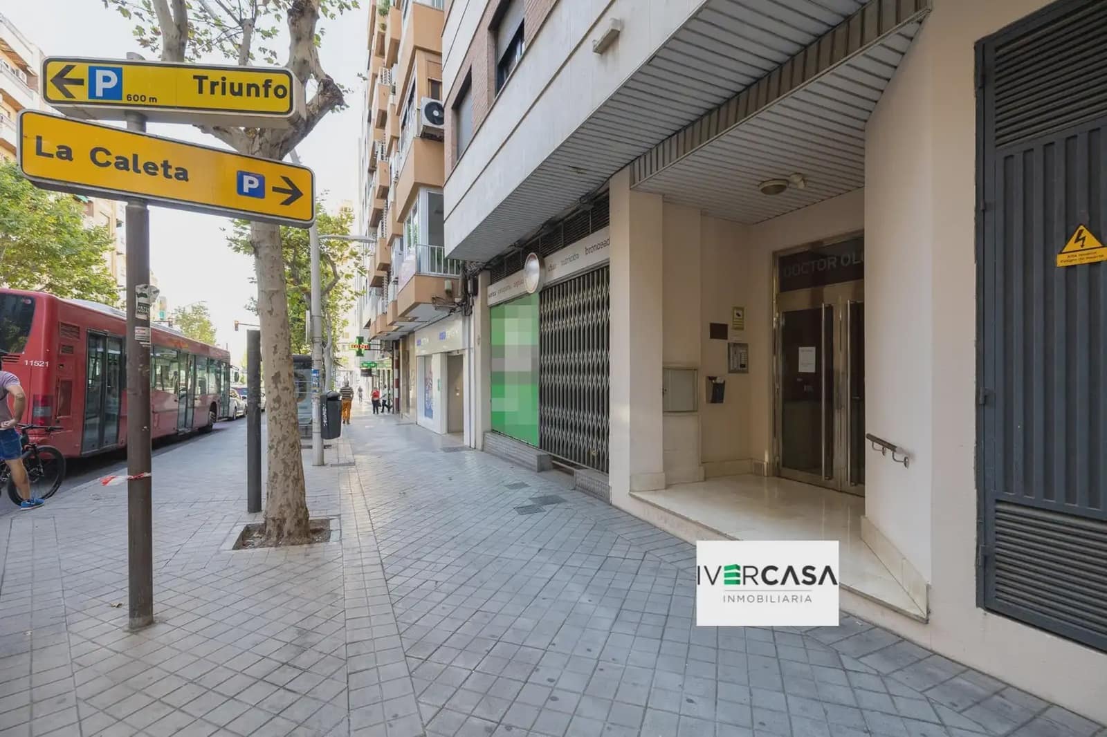 Erhverv til salg i Granada by - € 420.000 (Ref: 9837370)