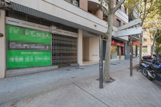 Erhverv til salg i Pajaritos - Plaza de Toros, Granada by - € 420.000 (Ref: 9837370)