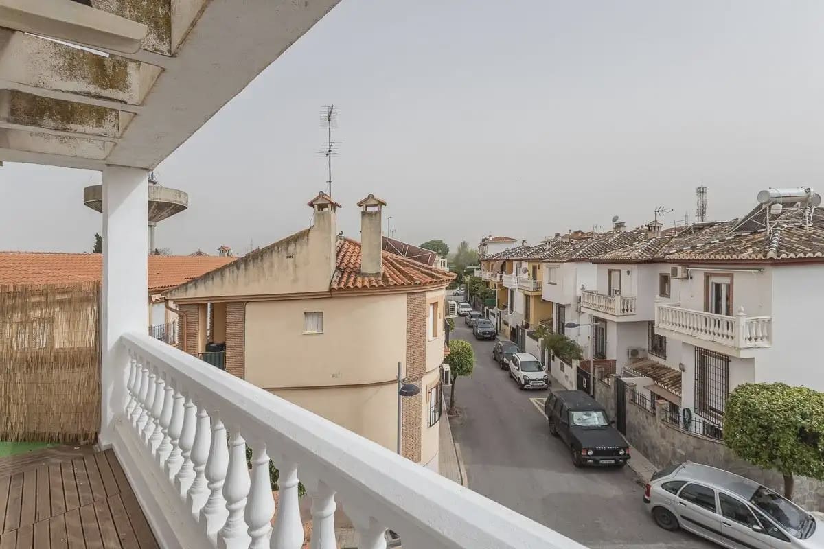 Attico in vendita in Las Gabias con garage - 179.000 € (Rif: 9837371)