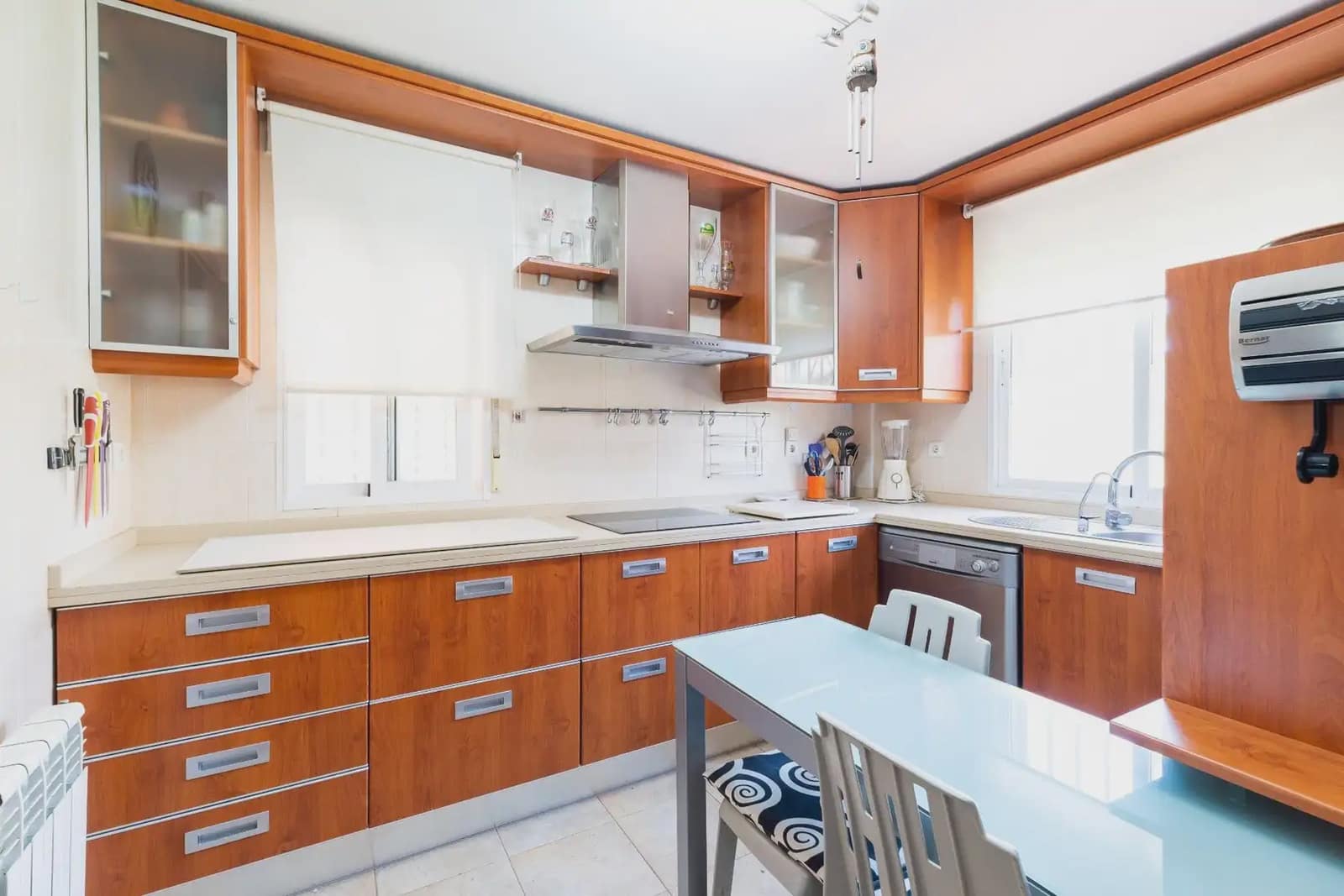 Moradia para venda em Vegas del Genil com piscina garagem - 349 900 € (Ref: 9837373)