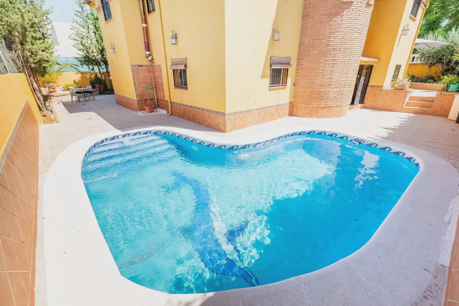 Moradia para venda em Vegas del Genil com piscina garagem - 349 900 € (Ref: 9837373)