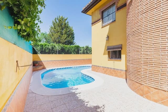 Moradia para venda em Vegas del Genil com piscina garagem - 349 900 € (Ref: 9837373)