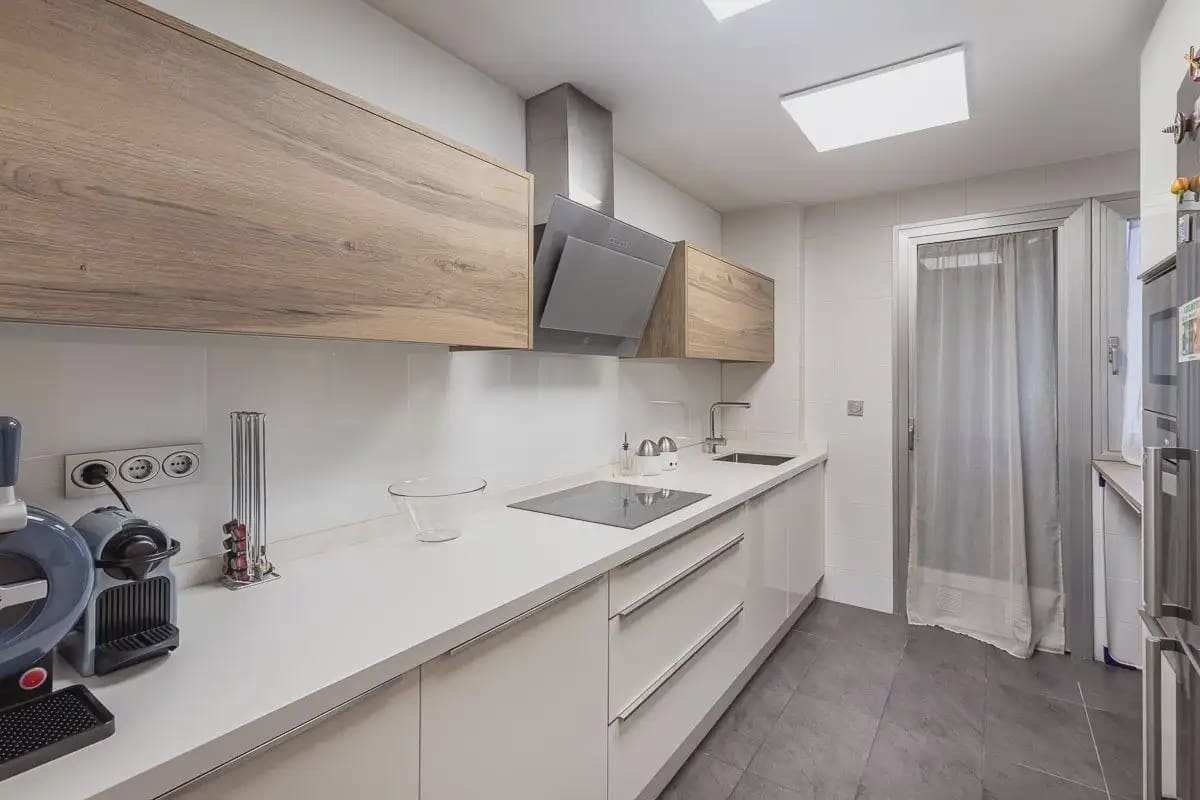Flat for sale in Alhendin with pool garage - € 250,000 (Ref: 9837378)