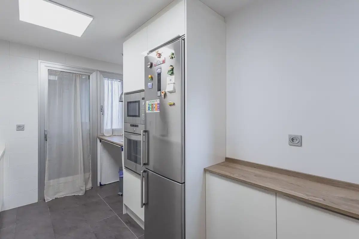 Flat for sale in Alhendin with pool garage - € 250,000 (Ref: 9837378)