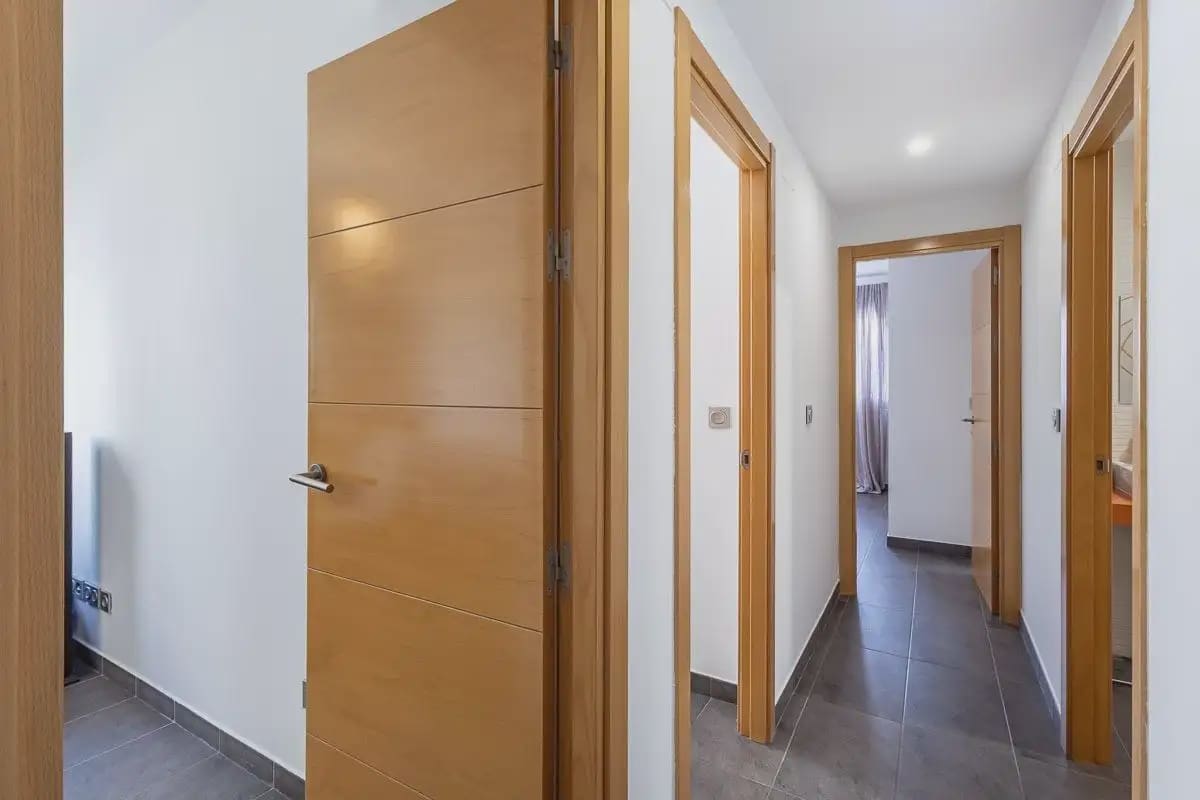 Flat for sale in Alhendin with pool garage - € 250,000 (Ref: 9837378)