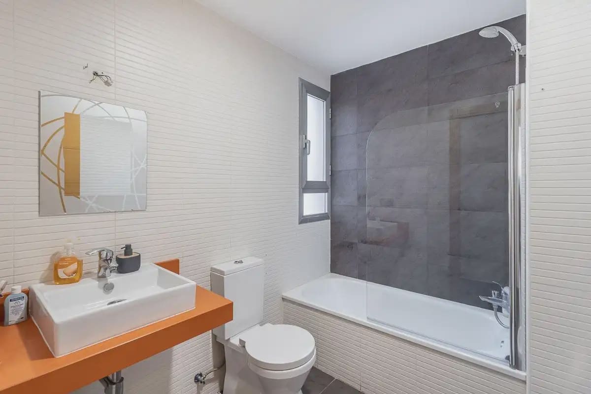 Flat for sale in Alhendin with pool garage - € 250,000 (Ref: 9837378)