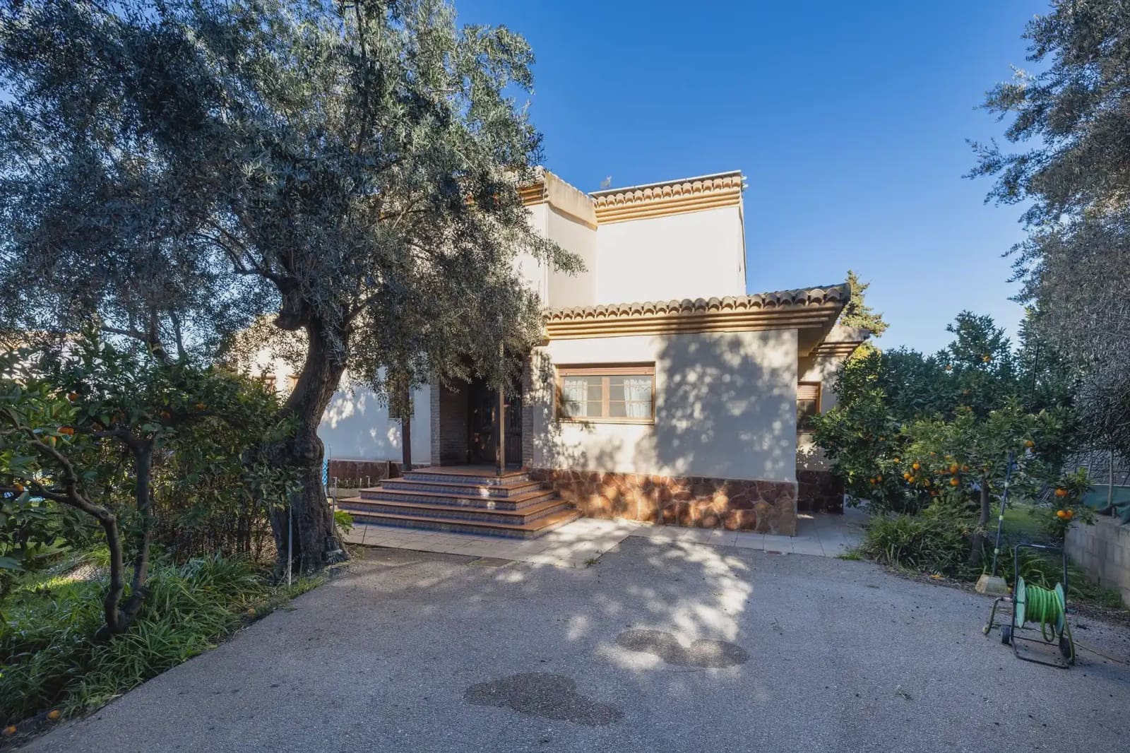 Villa zu verkaufen in El Valle mit Pool Garage - 1.150.000 € (Ref: 9837379)