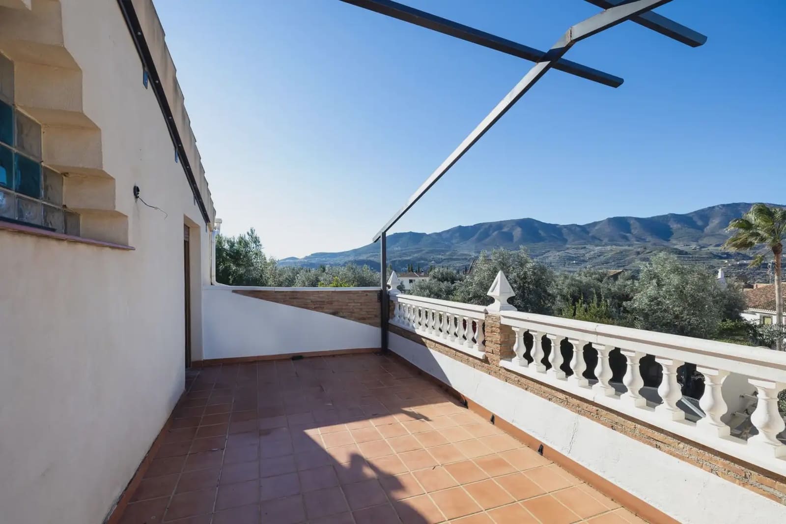 Villa zu verkaufen in El Valle mit Pool Garage - 1.150.000 € (Ref: 9837379)