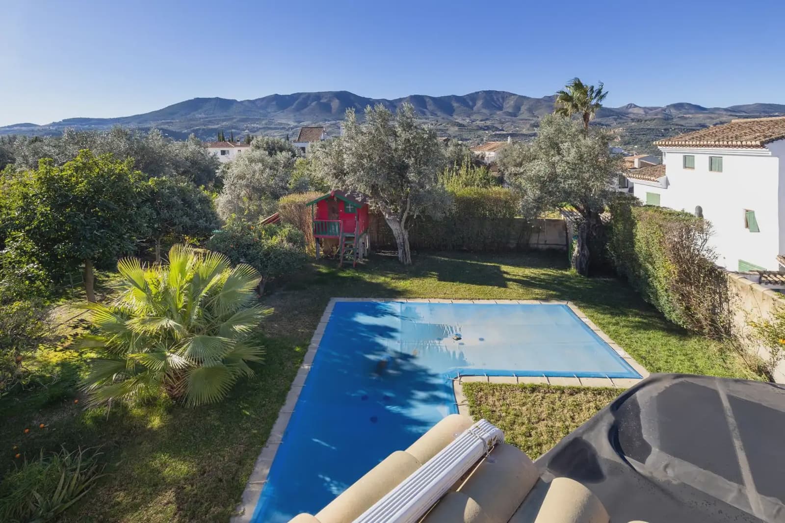 Villa zu verkaufen in El Valle mit Pool Garage - 1.150.000 € (Ref: 9837379)