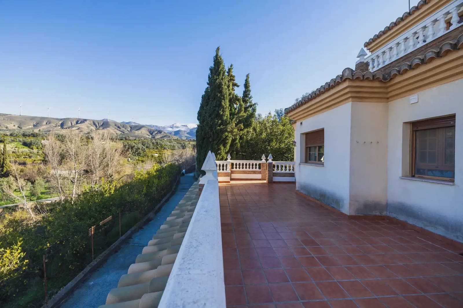 Villa zu verkaufen in El Valle mit Pool Garage - 1.150.000 € (Ref: 9837379)
