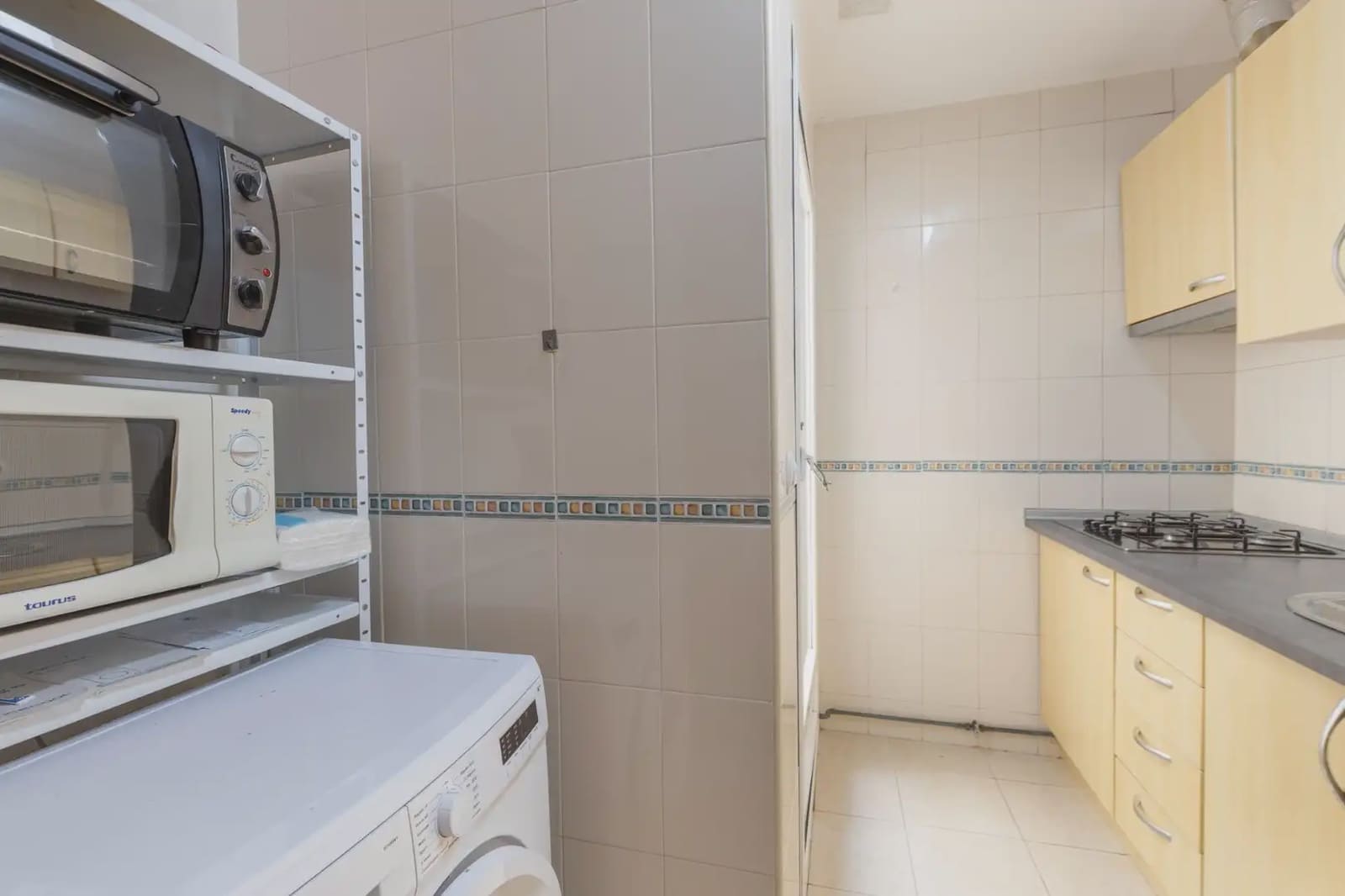Wohnung zu verkaufen in Granada Stadt - 270.000 € (Ref: 9837381)