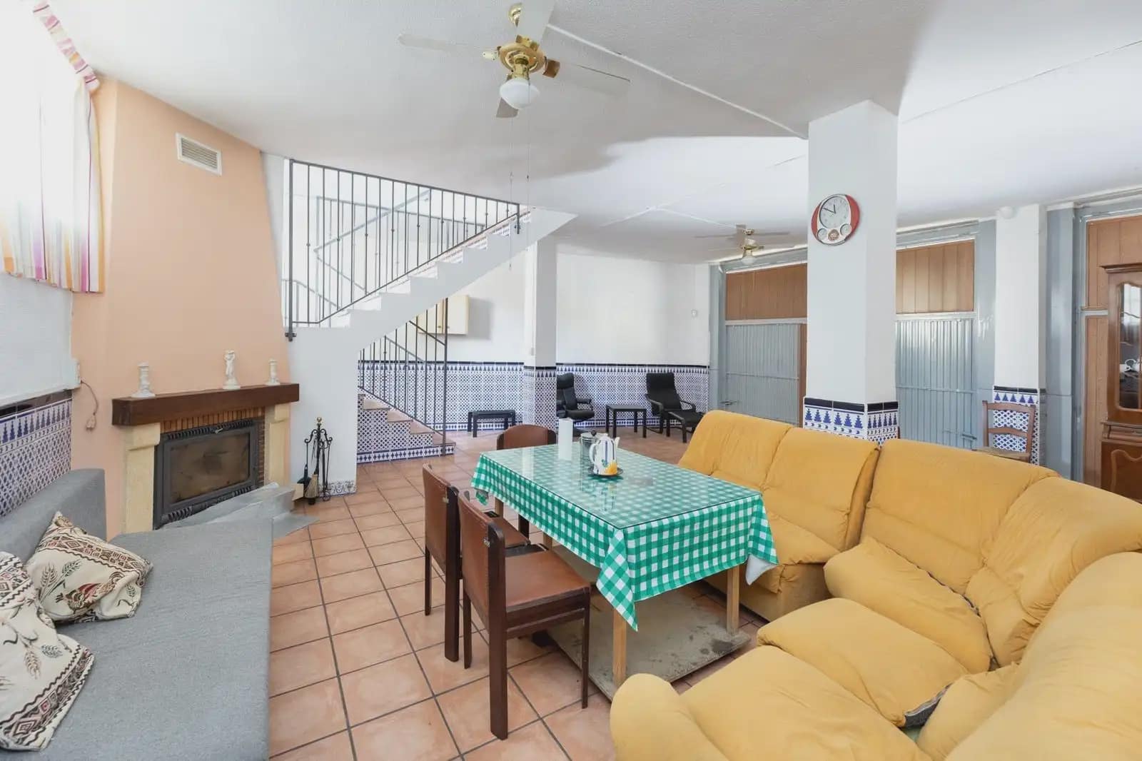 Villa for sale in Ogijares with pool garage - € 365,000 (Ref: 9837382)