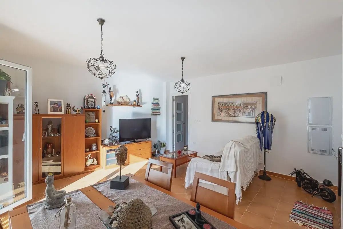 Flat for sale in Las Gabias with garage - € 190,000 (Ref: 9837383)