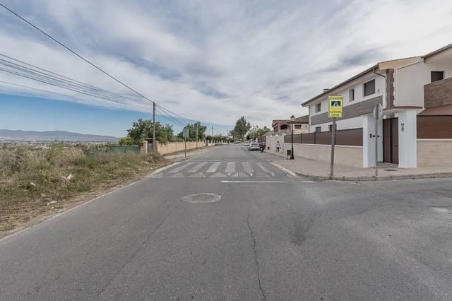 Grunde uden byggetilladelser til salg i Albolote - € 35.000 (Ref: 9837384)