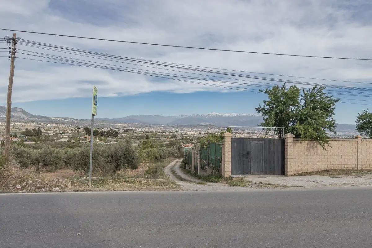 Grunde uden byggetilladelser til salg i Albolote - € 35.000 (Ref: 9837384)
