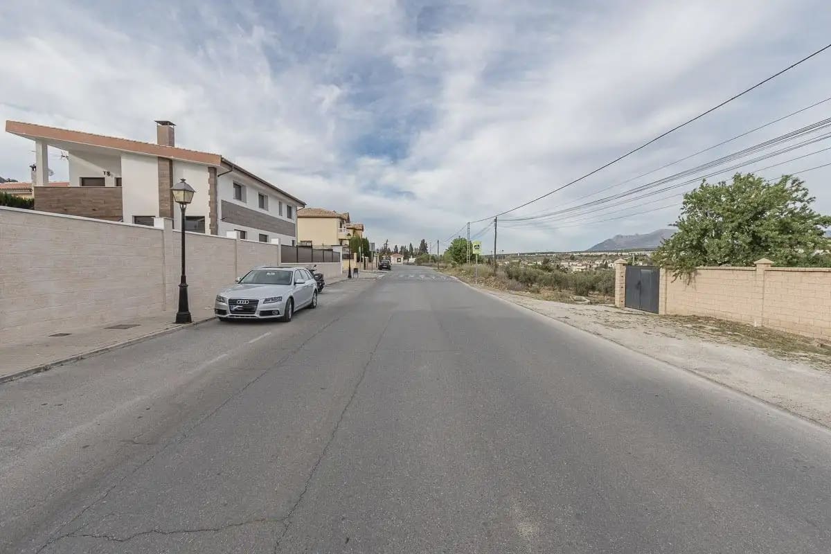 Grunde uden byggetilladelser til salg i Albolote - € 35.000 (Ref: 9837384)