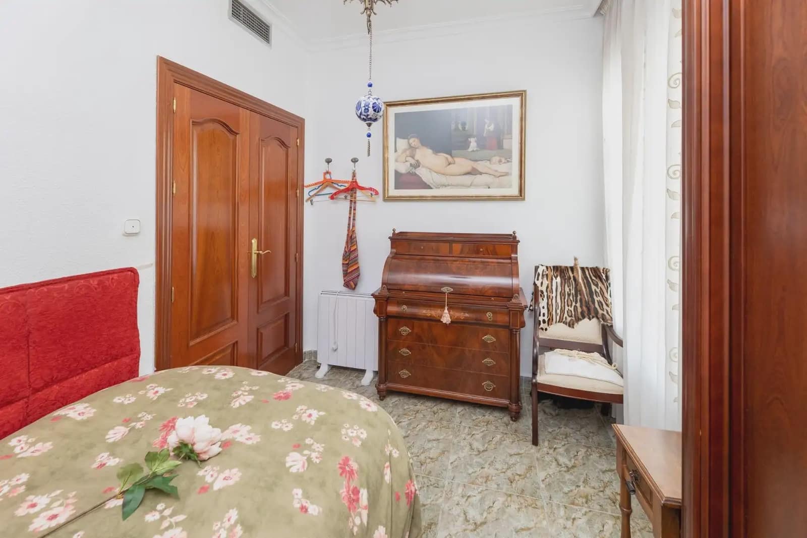 Wohnung zu verkaufen in Granada Stadt - 250.000 € (Ref: 9837387)