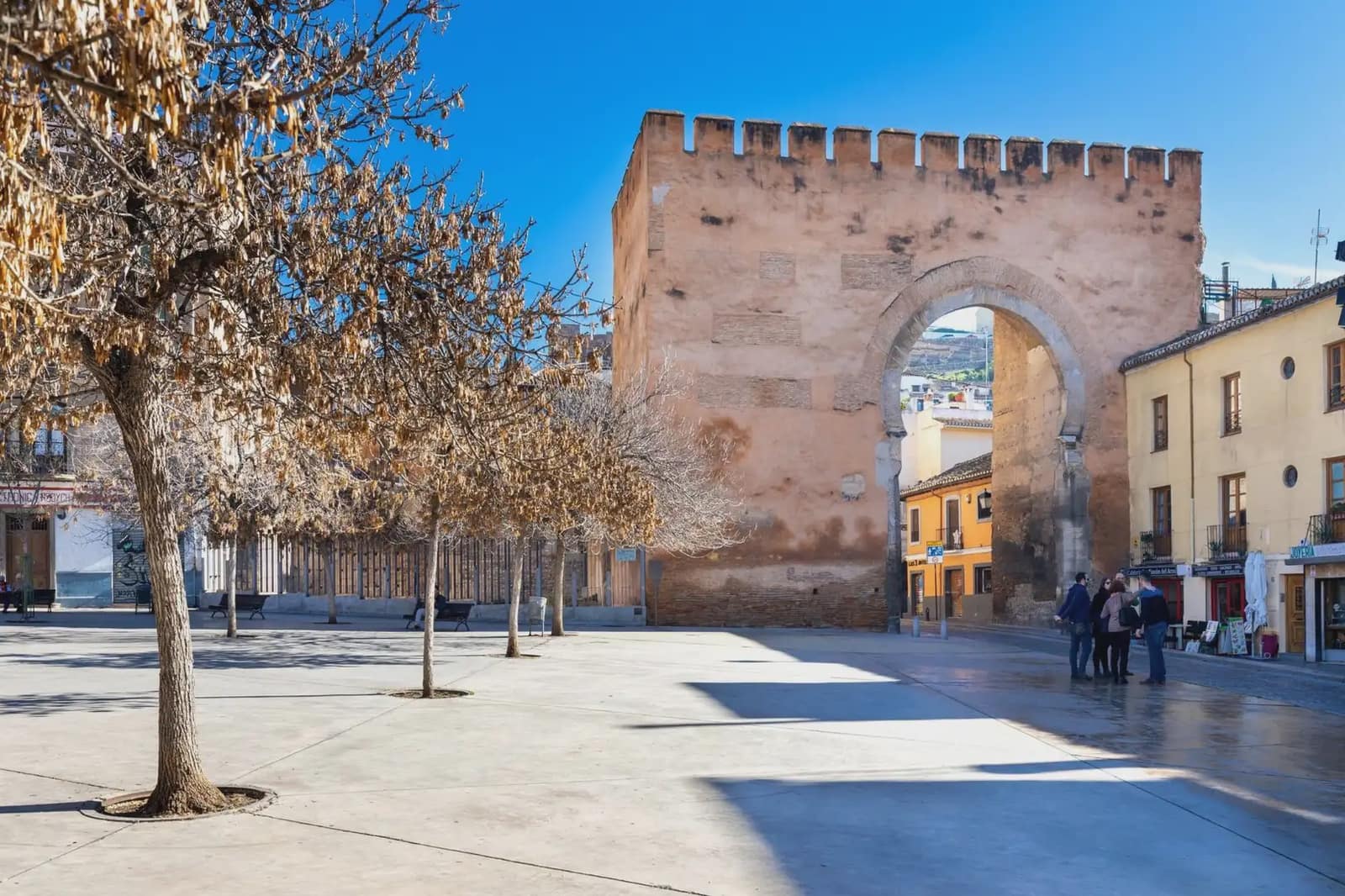 Wohnung zu verkaufen in Granada Stadt - 250.000 € (Ref: 9837387)