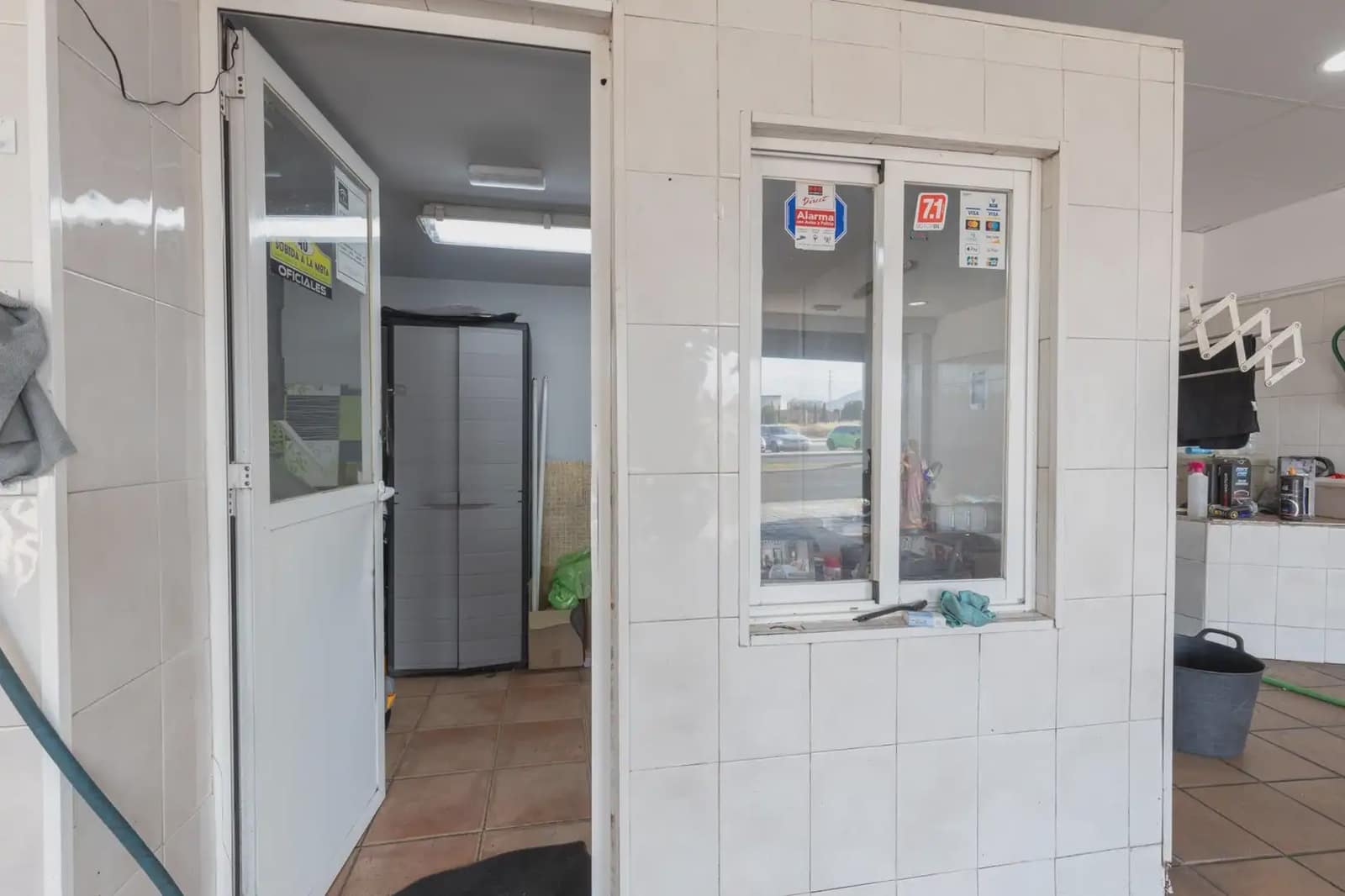 Local Comercial en Maracena en venta - 149.000 € (Ref: 9837388)