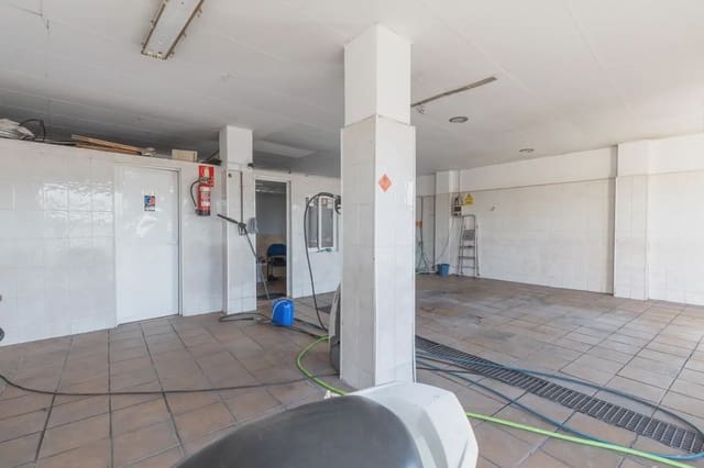 Commercieel te koop in Maracena - € 149.000 (Ref: 9837388)
