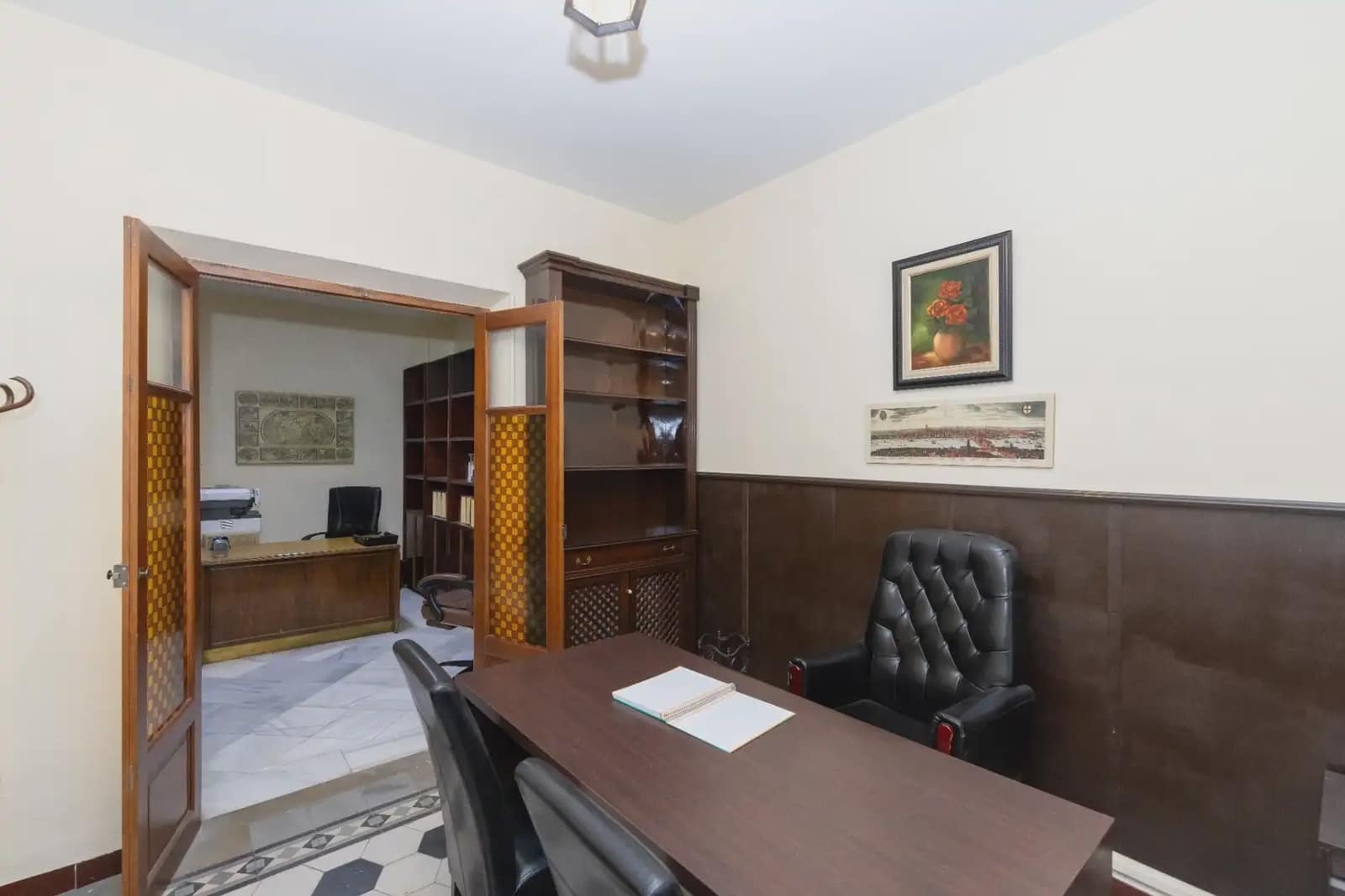 Office for rent in Granada city - € 650 (Ref: 9837390)