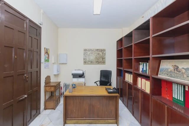 Office for rent in San Matías - Realejo, Granada city - € 650 (Ref: 9837390)