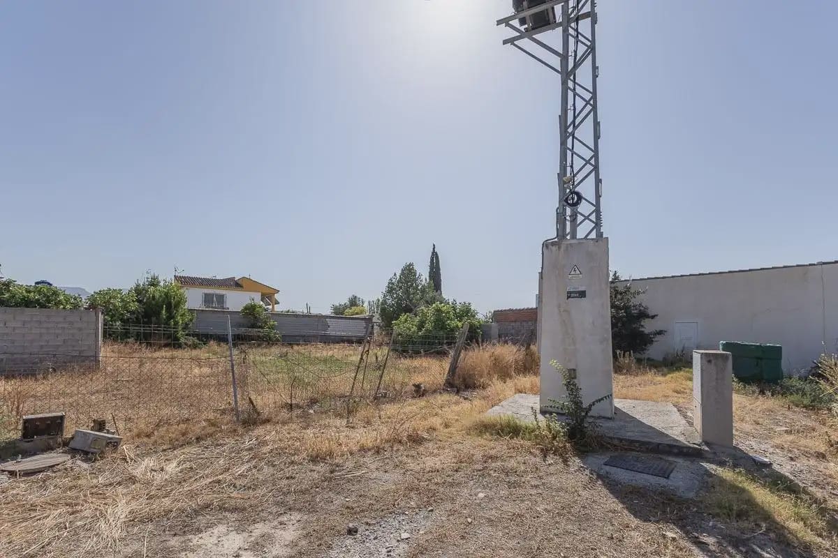 Grunde uden byggetilladelser til salg i Maracena - € 75.000 (Ref: 9837391)
