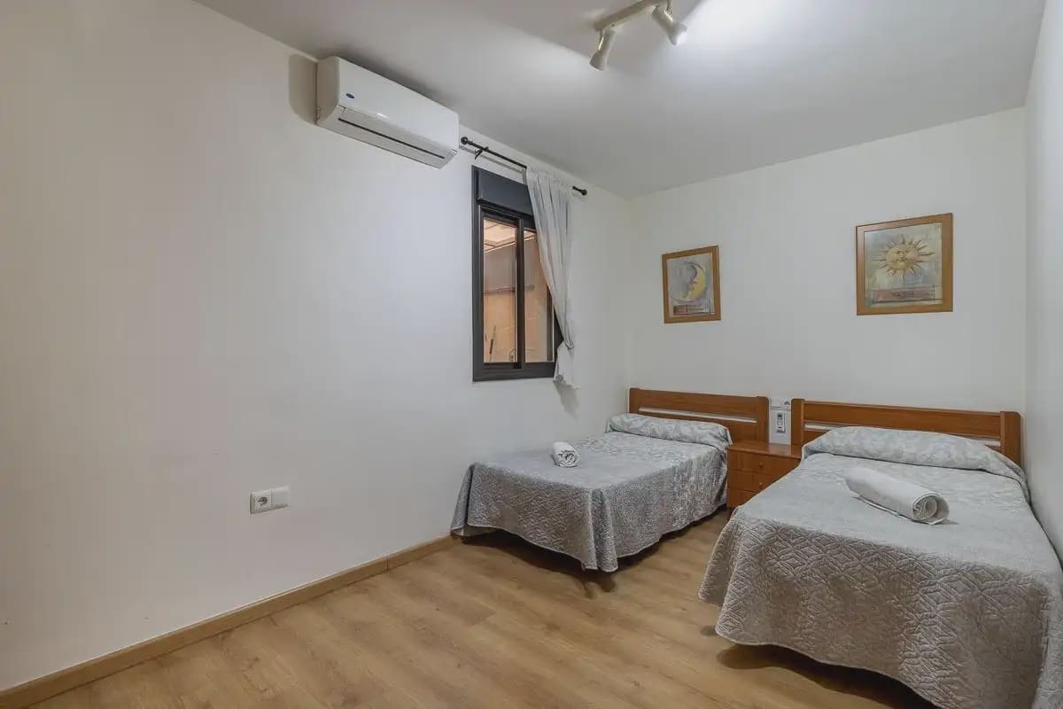 Leilighet til salgs i Monachil med garasje - € 136 900 (Ref: 9837392)