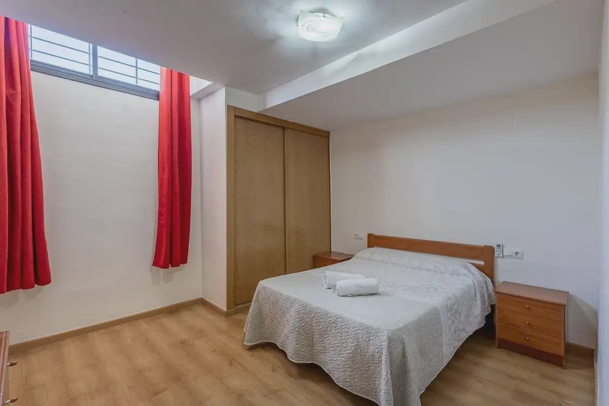 Leilighet til salgs i Monachil med garasje - € 136 900 (Ref: 9837392)