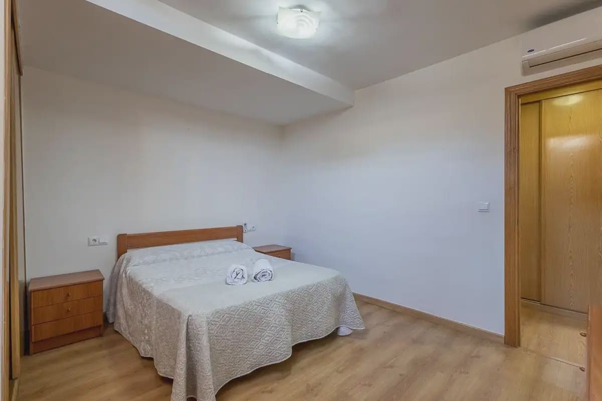 Leilighet til salgs i Monachil med garasje - € 136 900 (Ref: 9837392)