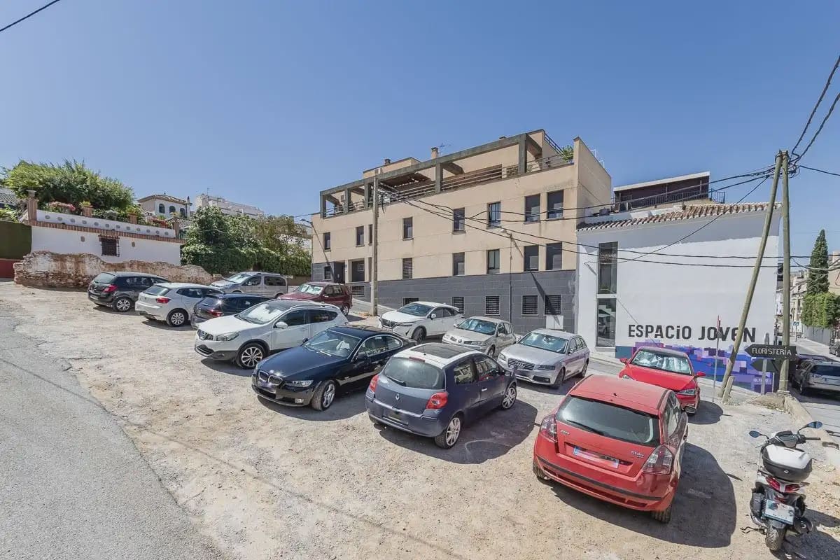 Leilighet til salgs i Monachil med garasje - € 136 900 (Ref: 9837392)