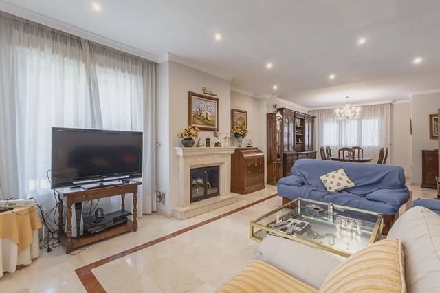 Semi-detached Villa for sale in Figares, Granada city with pool garage - € 945,000 (Ref: 9837393)