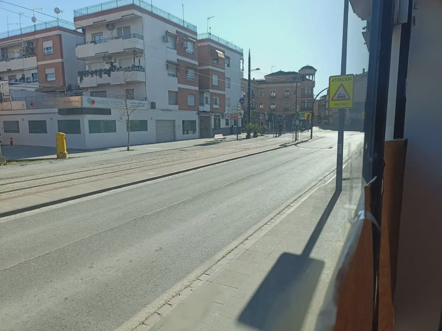 Kommersiell til leie i Armilla - € 2 500 (Ref: 9837394)