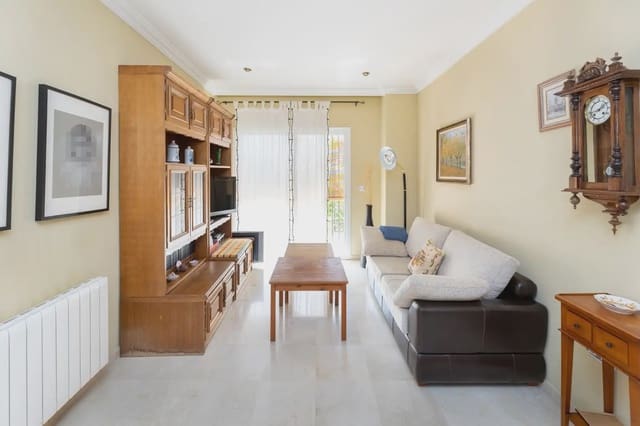 4 camera da letto Villetta a Schiera in vendita in Carretera de la Sierra, Granada città con piscina garage - 430.000 € (Rif: 9837395)