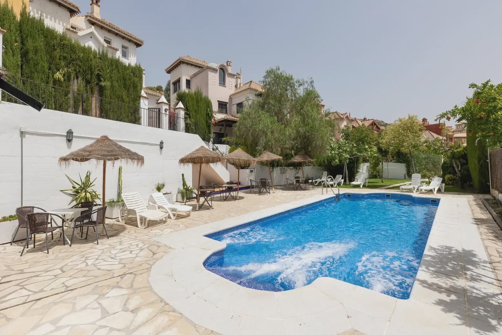 4 camera da letto Villetta a Schiera in vendita in Granada citta con piscina garage - 430.000 € (Rif: 9837395)
