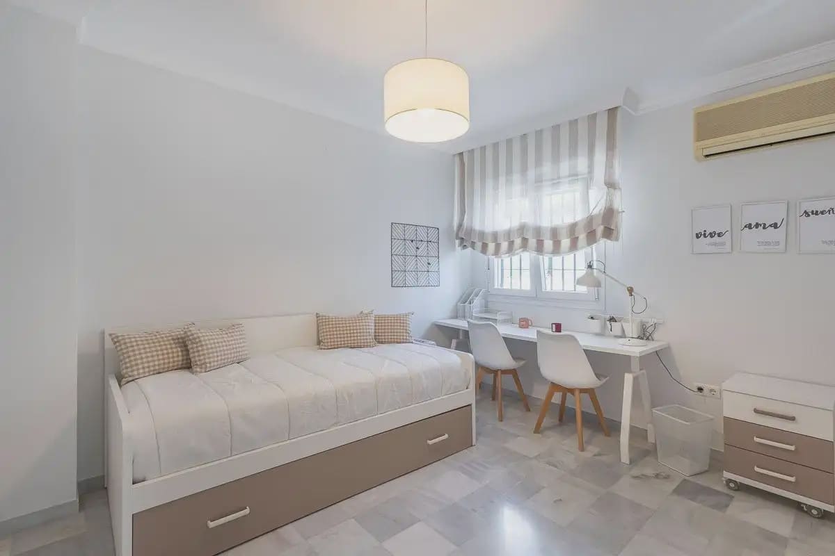 Terraced Villa for sale in Motril with garage - € 460,000 (Ref: 9837396)