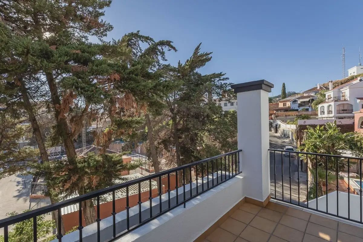 Terraced Villa for sale in Motril with garage - € 460,000 (Ref: 9837396)