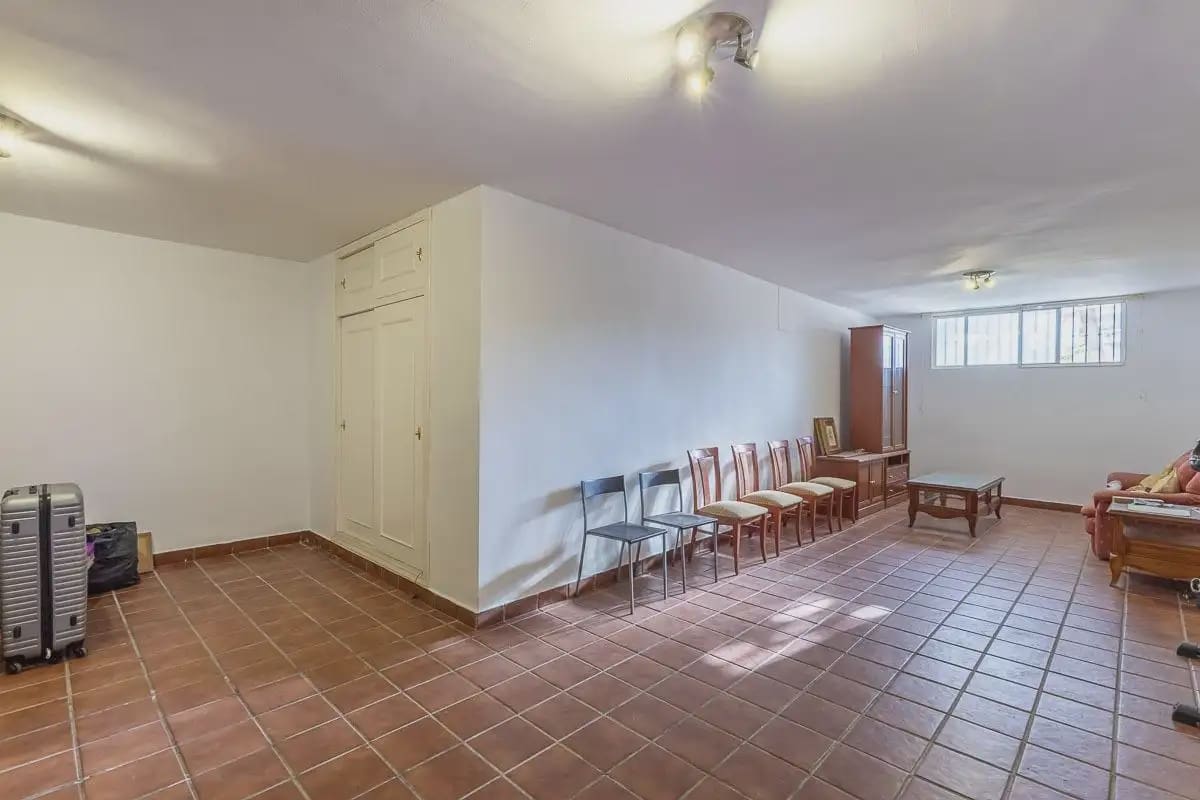 Terraced Villa for sale in Motril with garage - € 460,000 (Ref: 9837396)