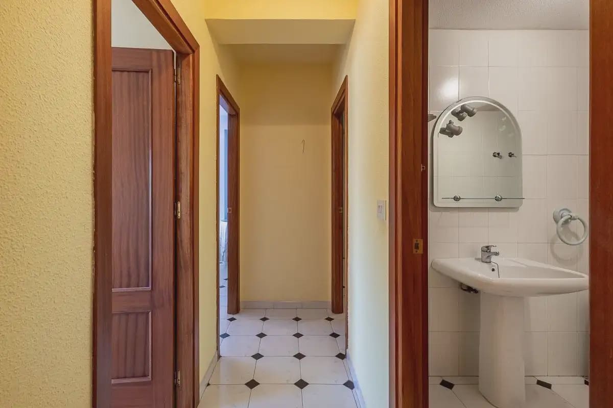 Flat for sale in Almunecar with garage - € 289,000 (Ref: 9837397)