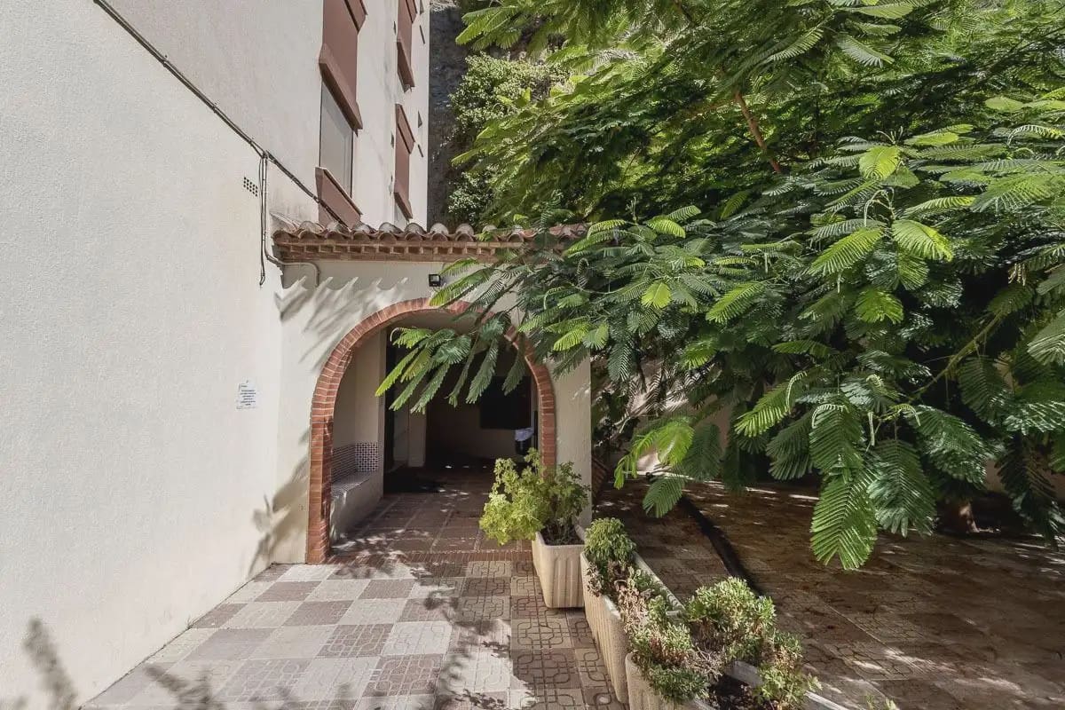Flat for sale in Almunecar with garage - € 289,000 (Ref: 9837397)