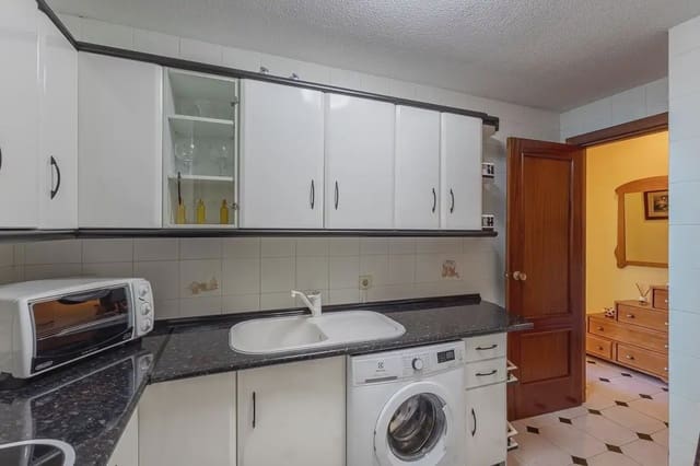 3 slaapkamer Flat te koop in Almuñécar met garage - € 279.000 (Ref: 9837397)