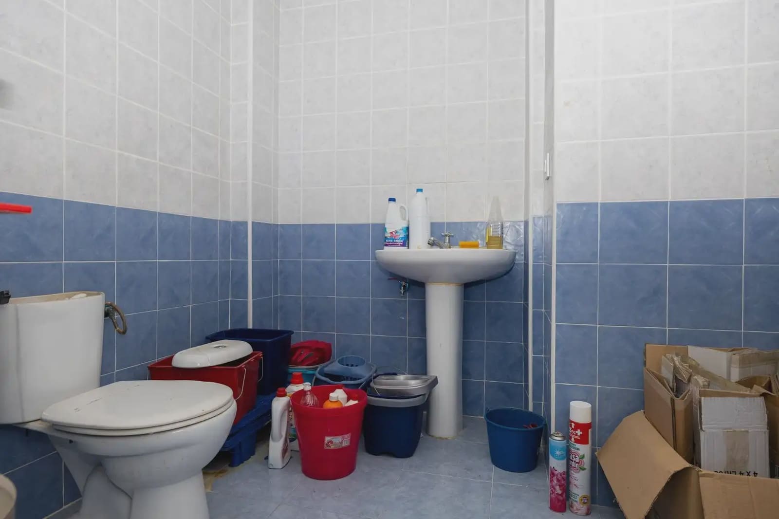 Commercial for sale in Santa Fe - € 195,000 (Ref: 9837398)