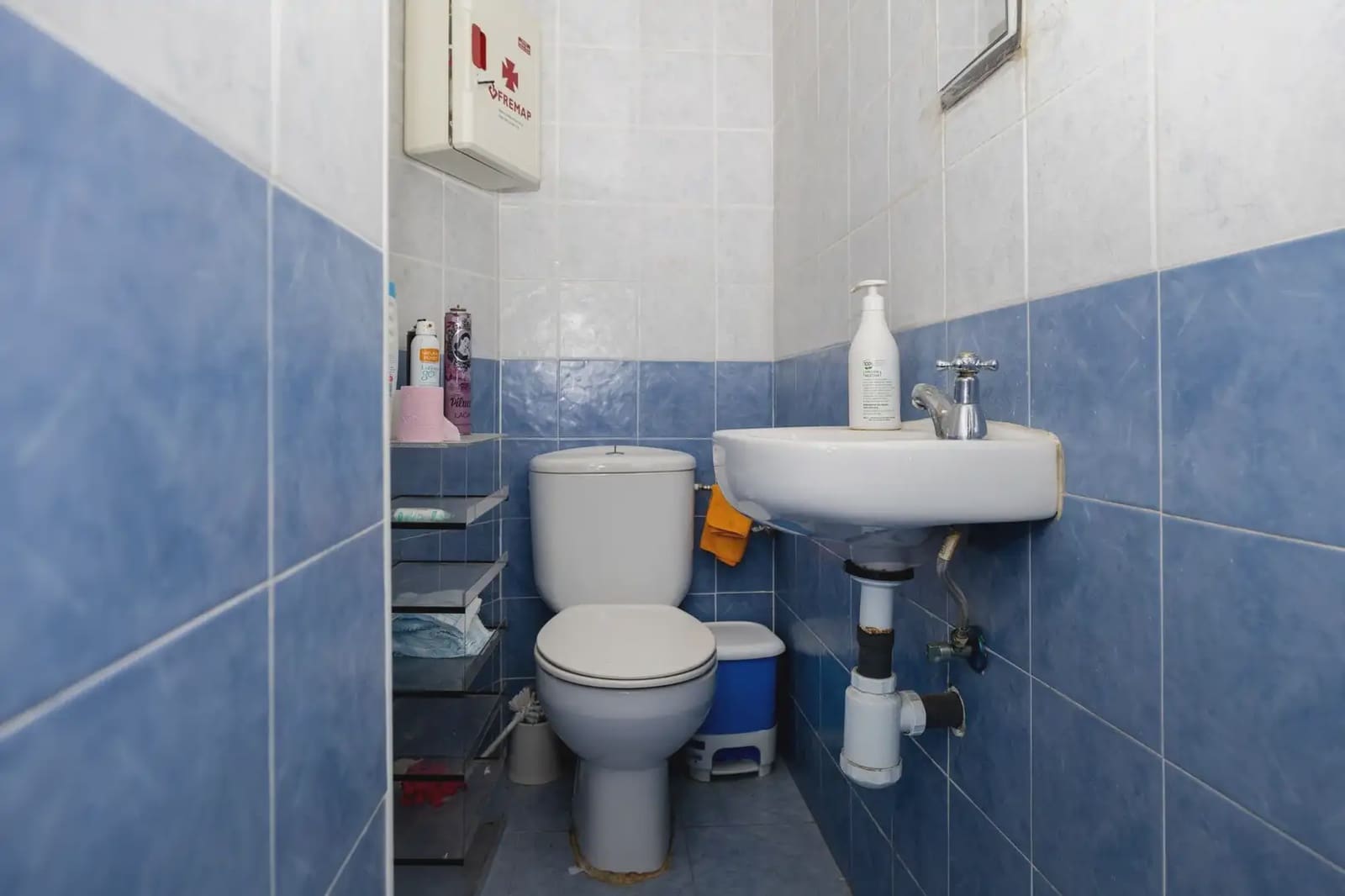 Commercial for sale in Santa Fe - € 195,000 (Ref: 9837398)