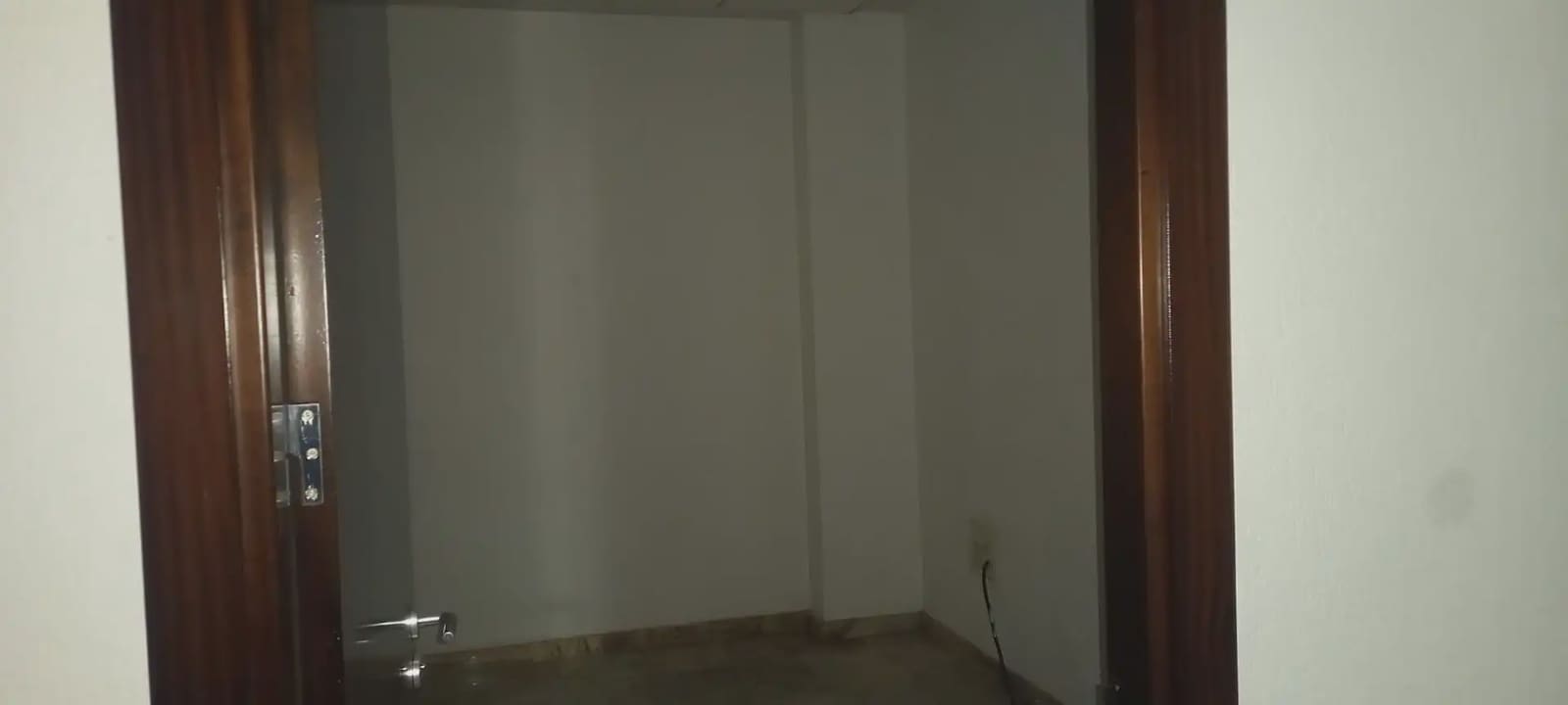 Comercial para arrendar em Granada cidade - 1 200 € (Ref: 9837399)