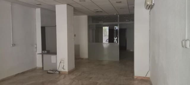 Comercial para arrendar em Figares, Granada cidade - 1 200 € (Ref: 9837399)