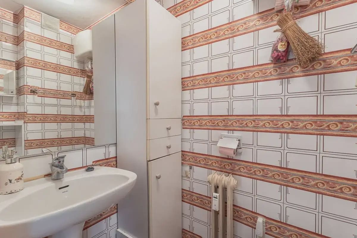 Lägenhet till salu i Granada stad med garage - 315 000 € (Ref: 9837401)