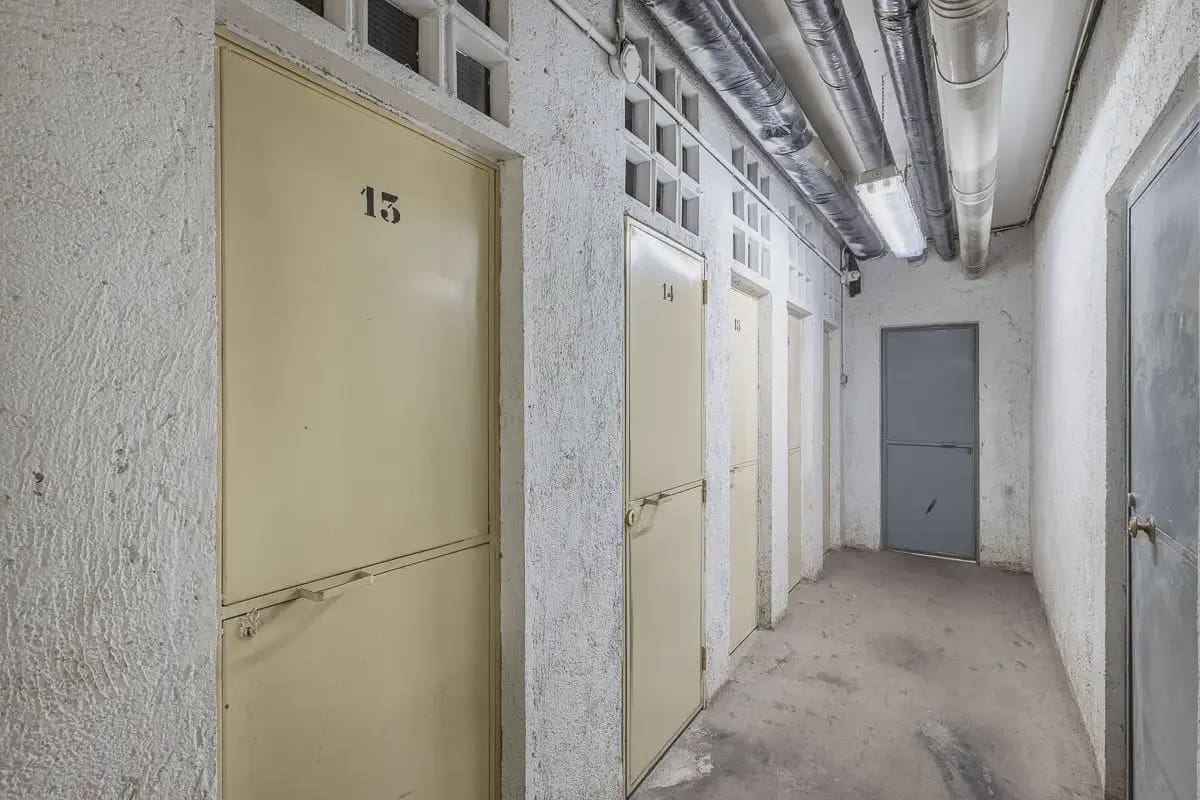 Lägenhet till salu i Granada stad med garage - 315 000 € (Ref: 9837401)