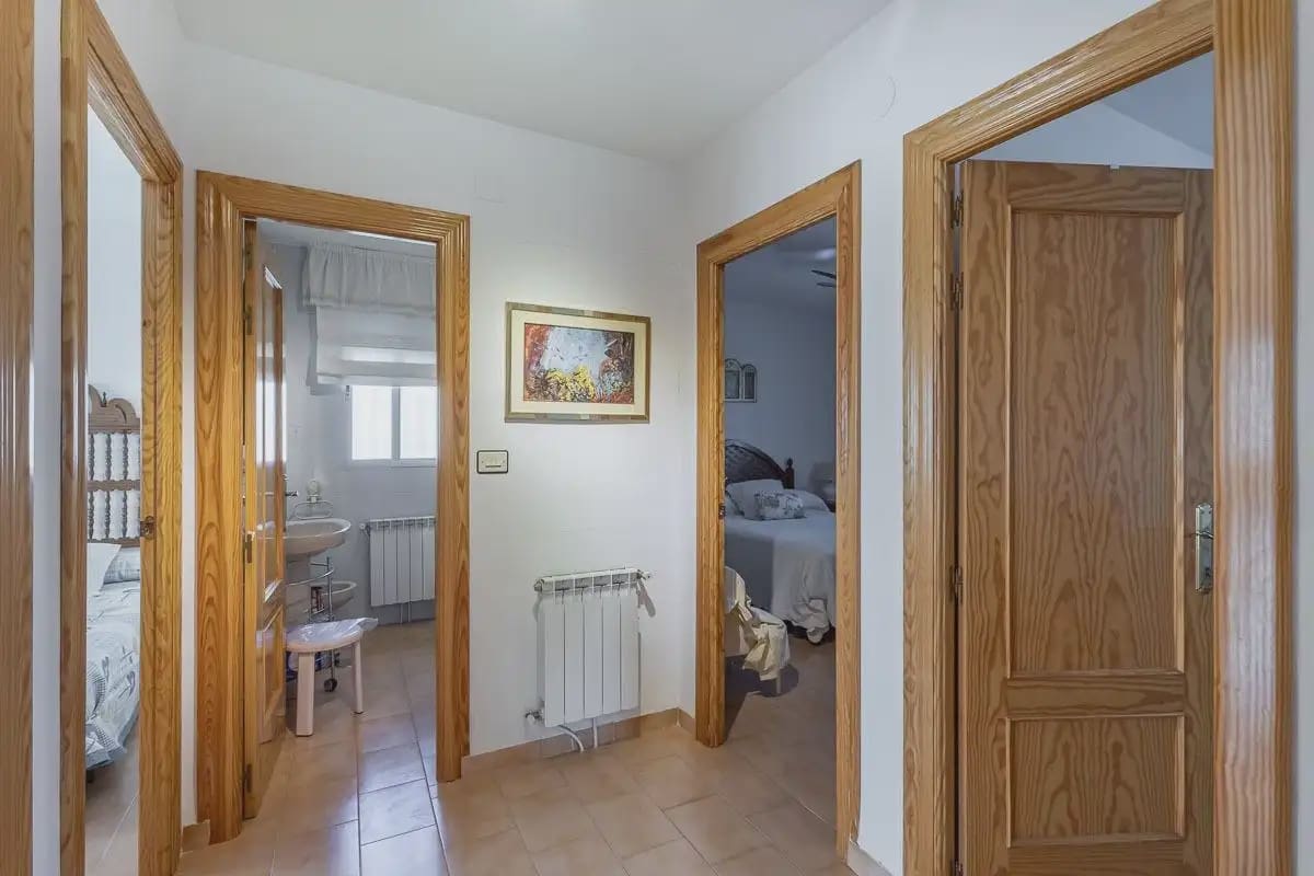 Villa for sale in Gojar with pool garage - € 410,000 (Ref: 9837402)