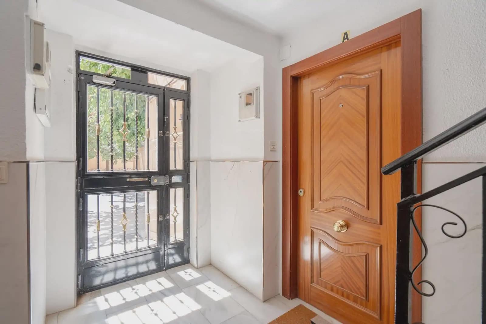 Lejlighed til salg i Granada by - € 205.000 (Ref: 9837403)